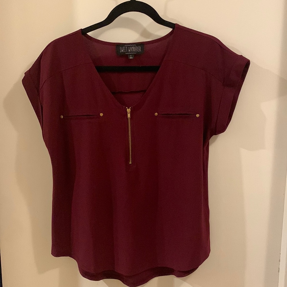 Sweet Wanderer top, burgundy, size medium (may fit small)